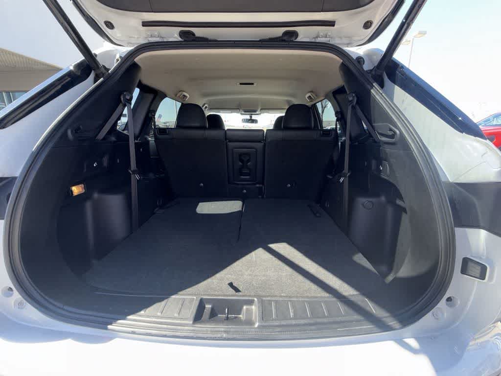 Thumbnail: 2024 Mitsubishi Outlander - 17