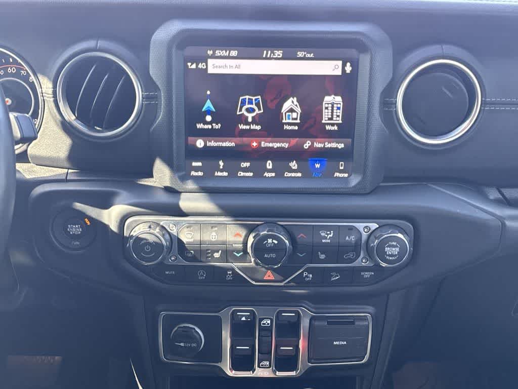 Thumbnail: 2019 Jeep Wrangler - 17