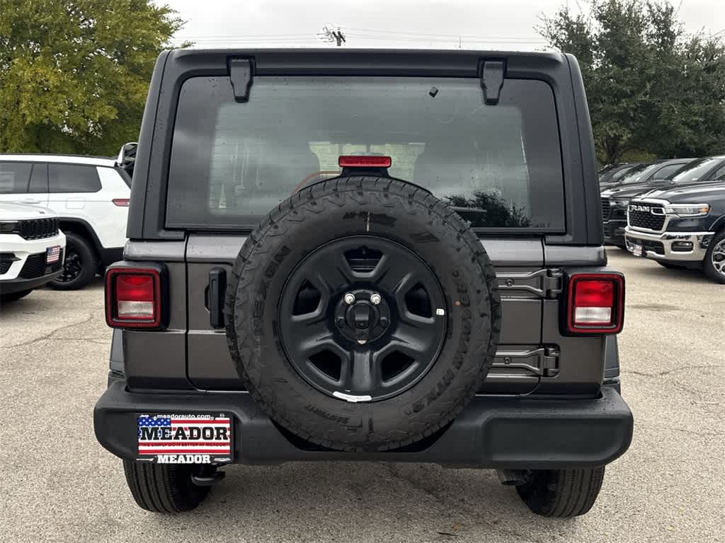 Thumbnail: 2026 Jeep Wrangler - 5