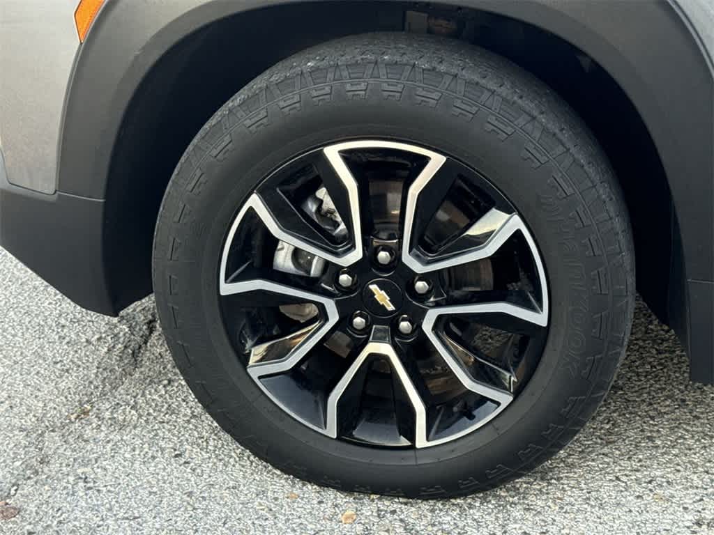Thumbnail: 2022 Chevrolet TrailBlazer - 8