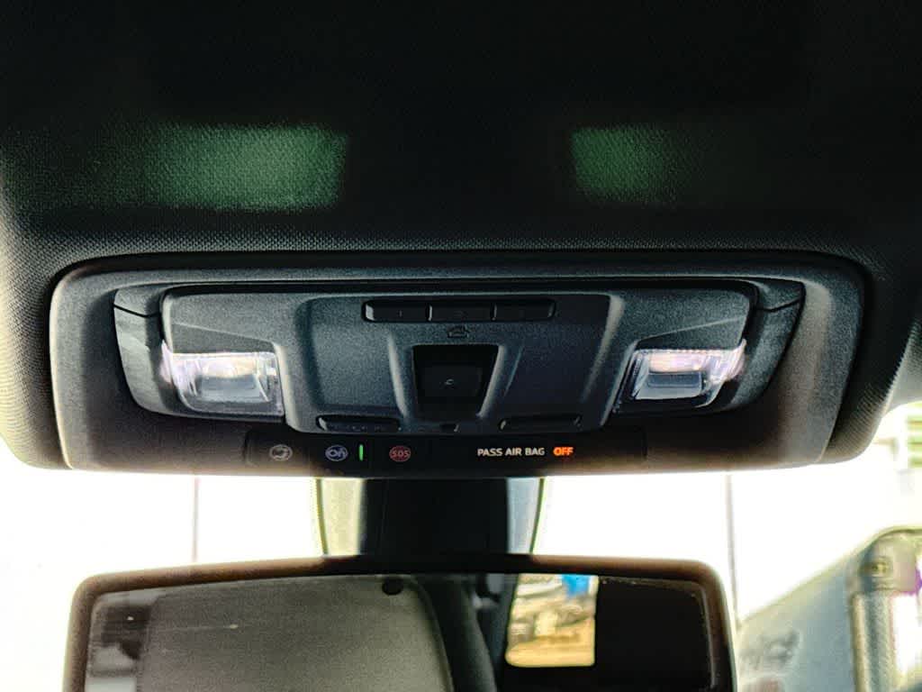 Thumbnail: 2020 Chevrolet Silverado 1500 - 21