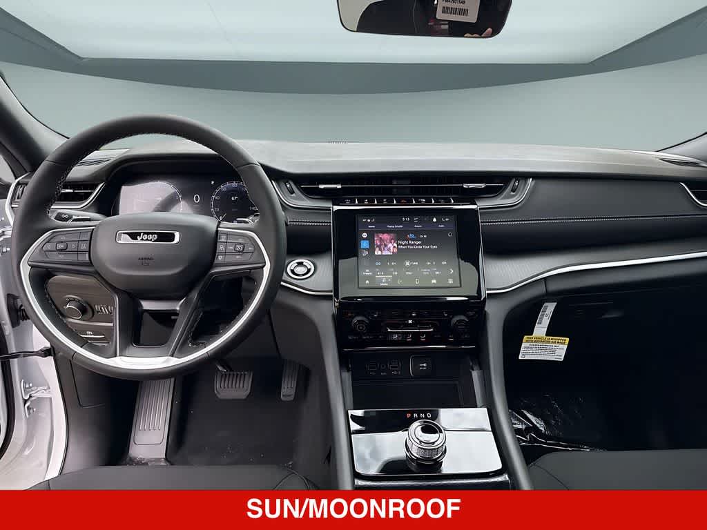 Thumbnail: 2026 Jeep Grand Cherokee - 15