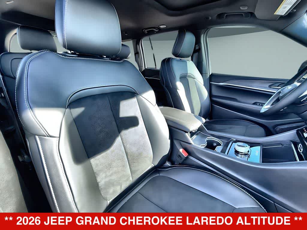 Thumbnail: 2026 Jeep Grand Cherokee - 14