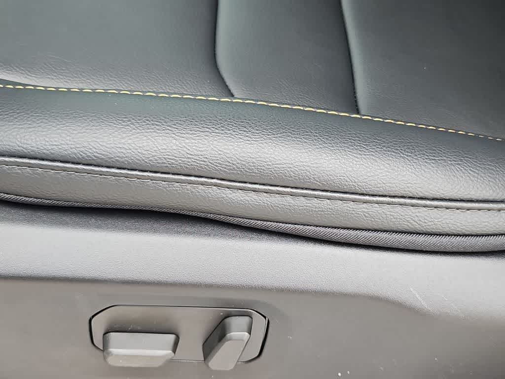 Thumbnail: 2026 Jeep Wrangler - 18