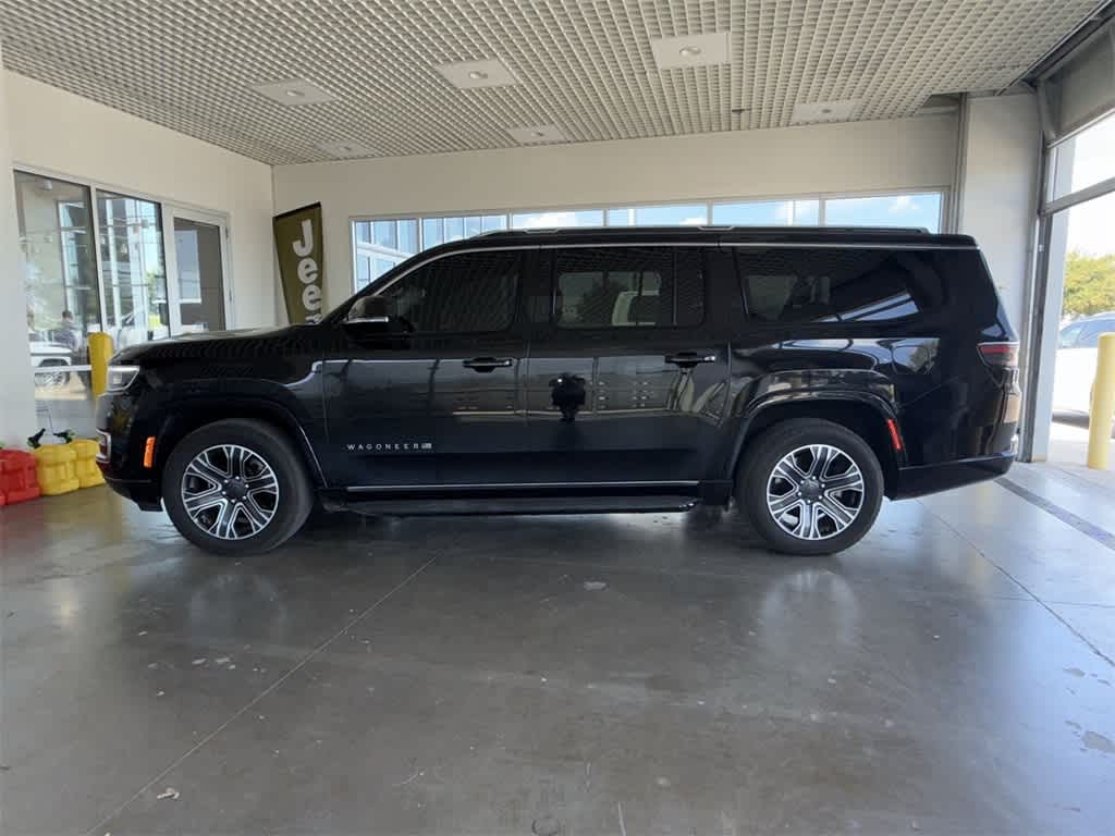 Thumbnail: 2023 Jeep Wagoneer - 3