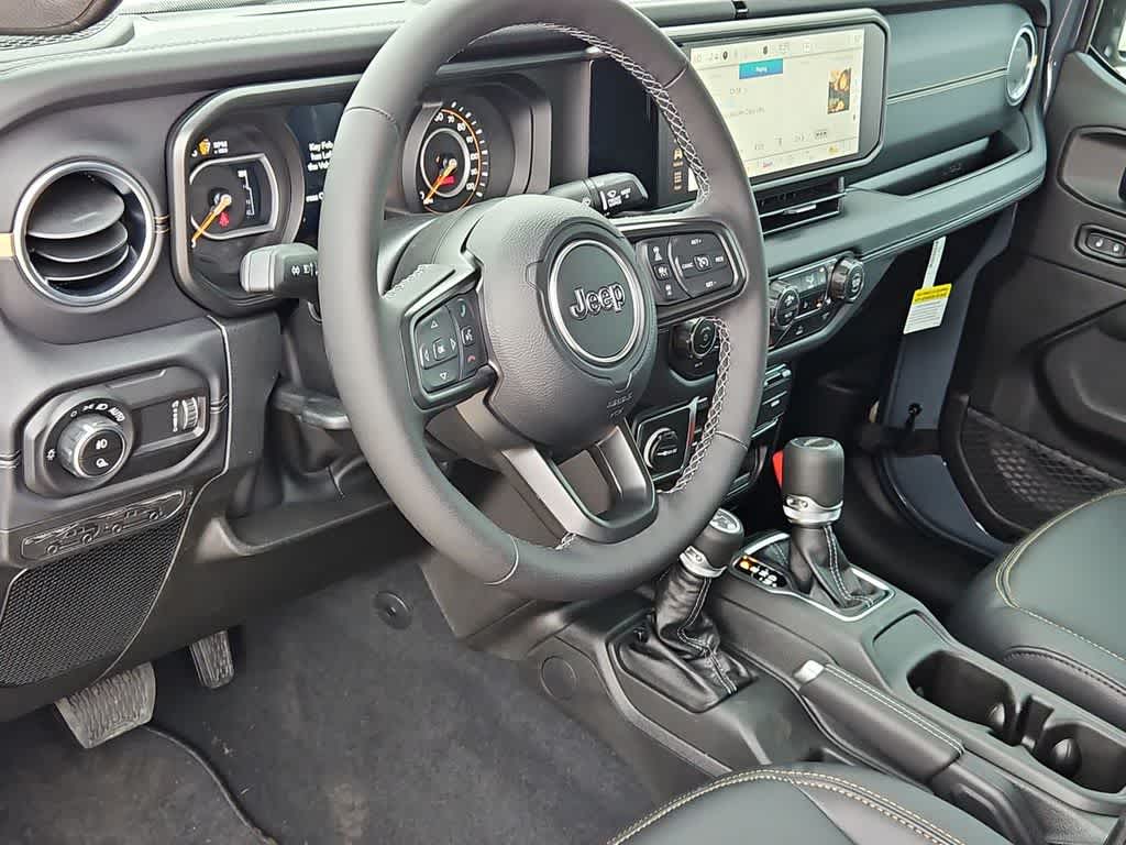 Thumbnail: 2026 Jeep Gladiator - 10