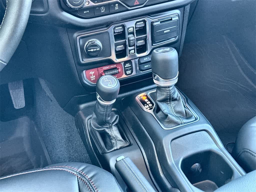 Thumbnail: 2026 Jeep Wrangler - 17