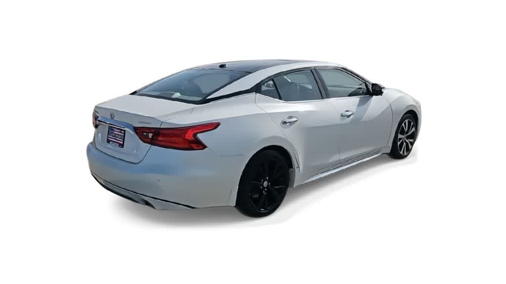 Thumbnail: 2016 Nissan Maxima - 8