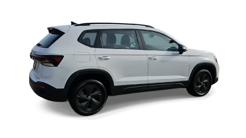 Thumbnail: 2025 Volkswagen Taos - 8