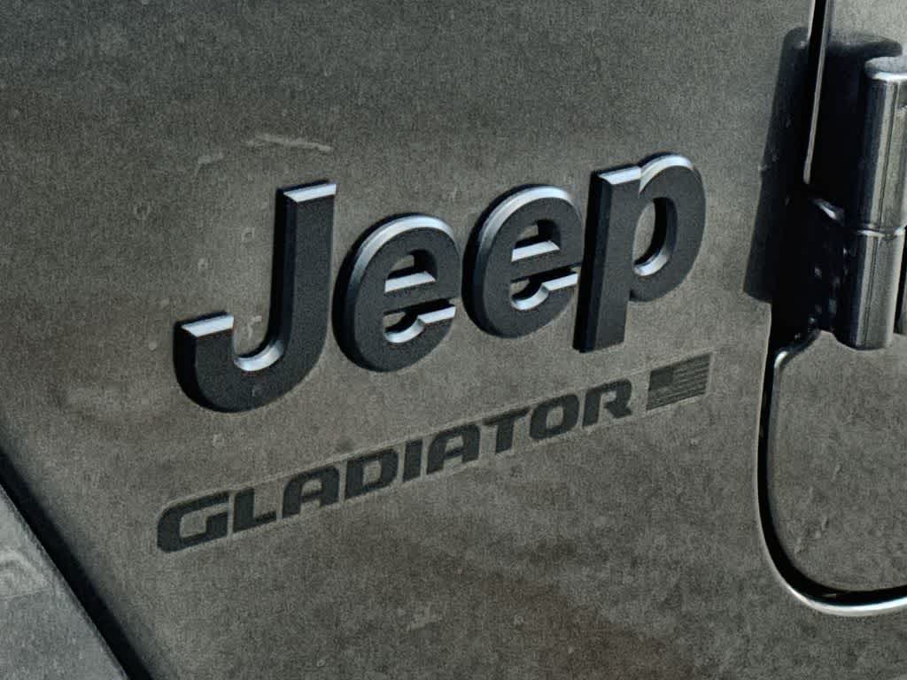 Thumbnail: 2026 Jeep Gladiator - 8