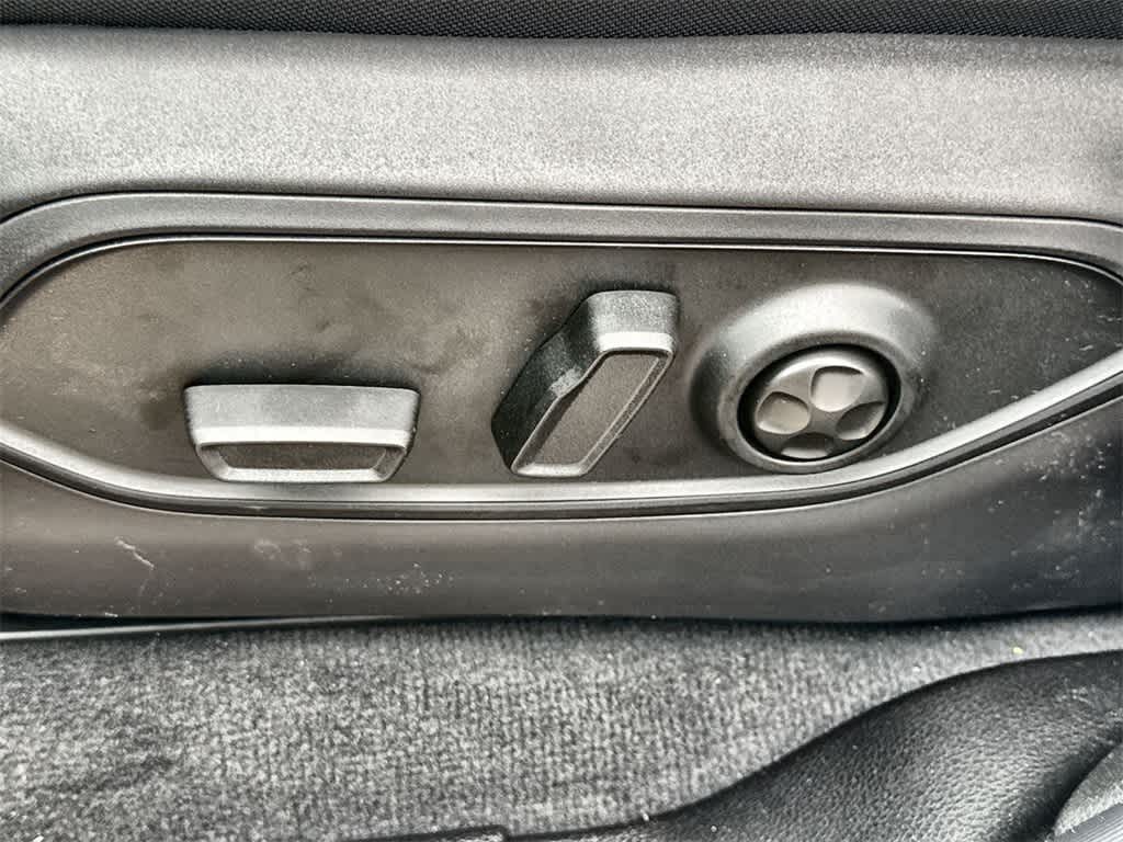 Thumbnail: 2025 Jeep Grand Cherokee - 24