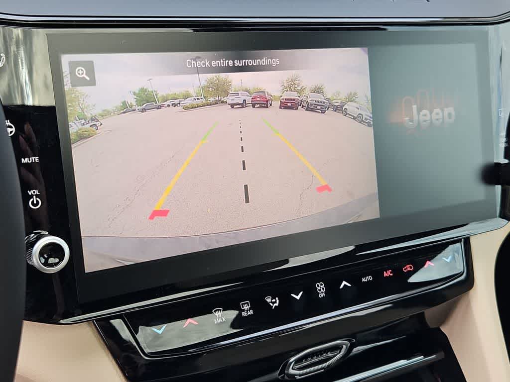 Thumbnail: 2026 Jeep Grand Cherokee L - 31