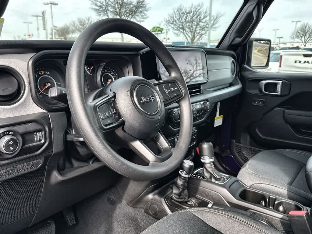 Thumbnail: 2026 Jeep Gladiator - 2