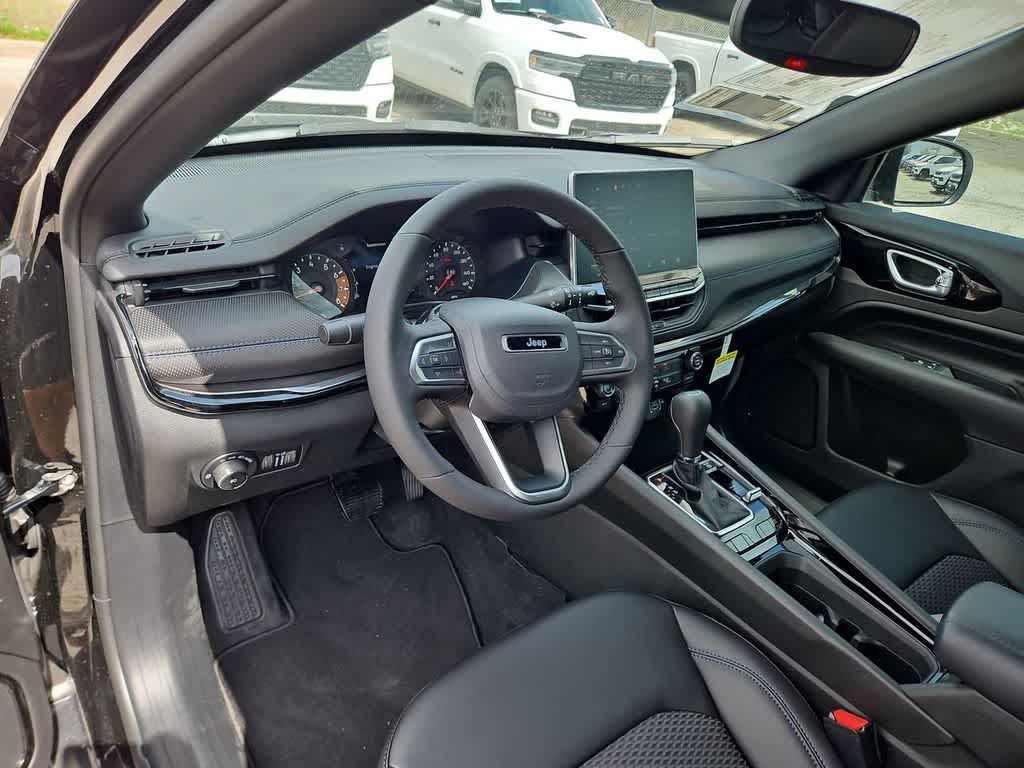 Thumbnail: 2026 Jeep Compass - 10