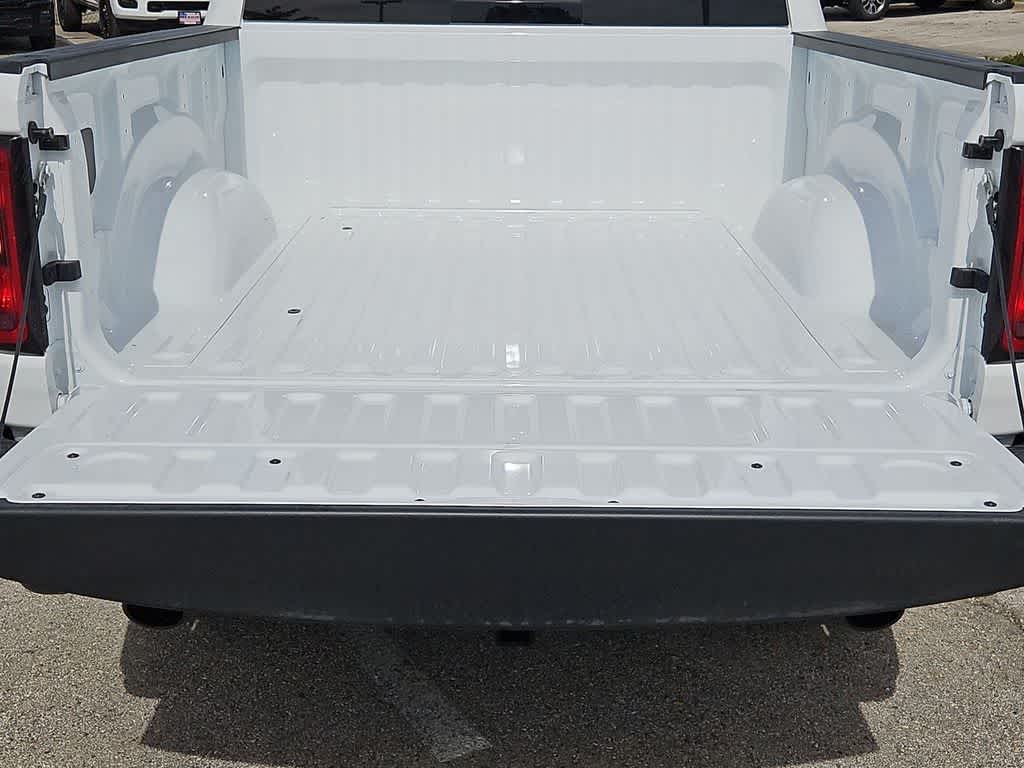 Thumbnail: 2026 RAM 1500 - 33