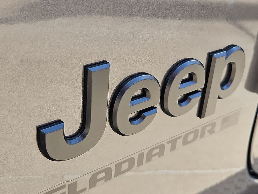 Thumbnail: 2026 Jeep Gladiator - 12