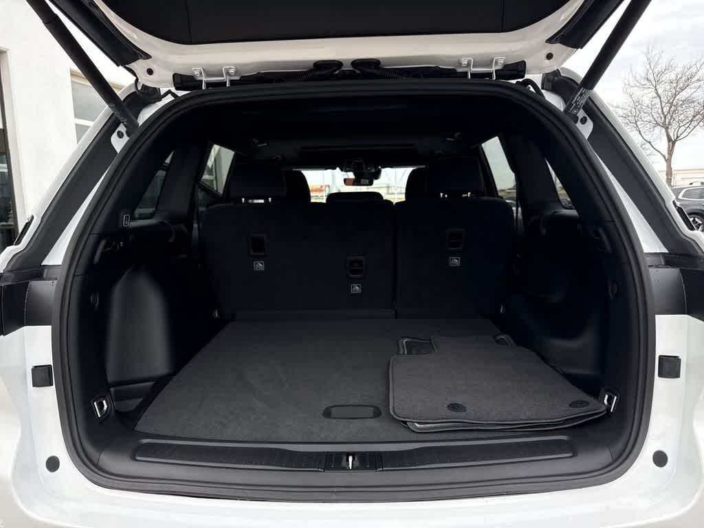 Thumbnail: 2026 Jeep Grand Cherokee - 22