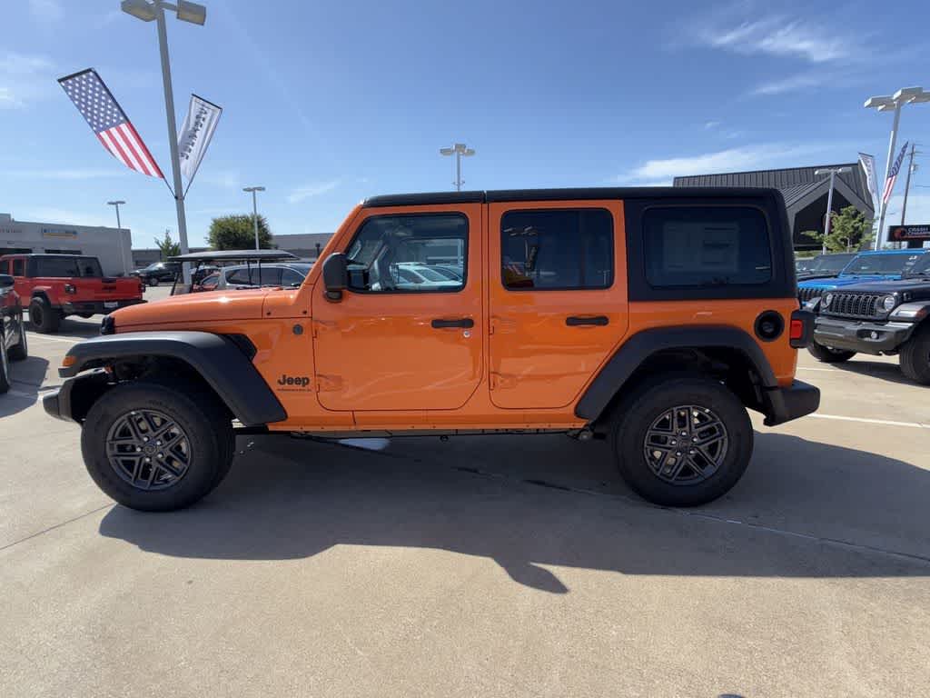 Thumbnail: 2025 Jeep Wrangler - 3