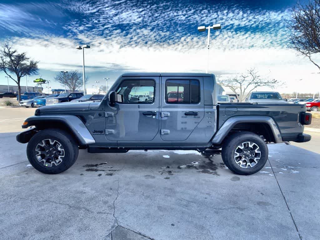 Thumbnail: 2026 Jeep Gladiator - 3
