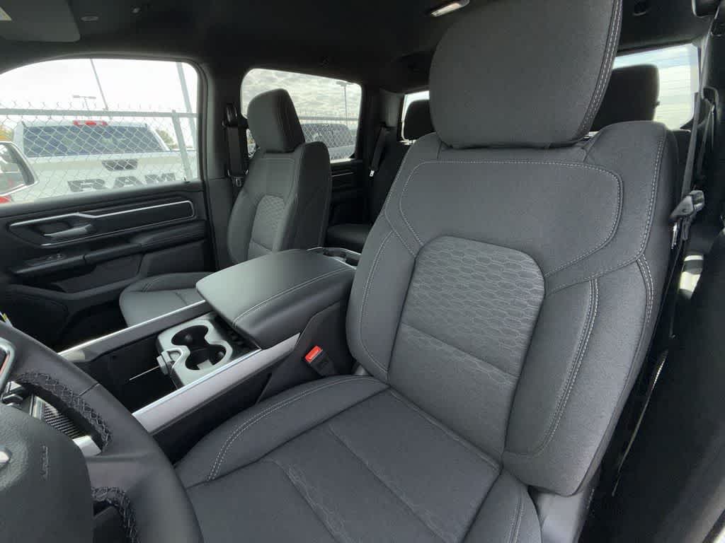 Thumbnail: 2026 RAM 1500 - 11