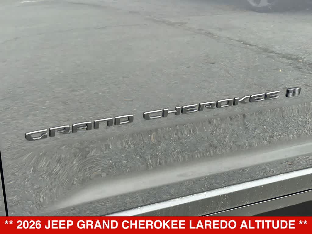Thumbnail: 2026 Jeep Grand Cherokee - 8