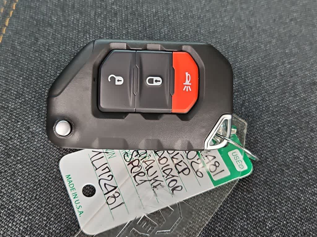 Thumbnail: 2026 Jeep Gladiator - 35