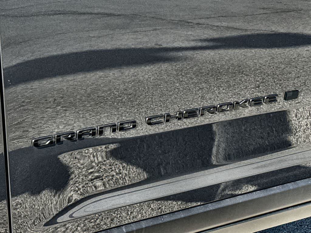 Thumbnail: 2026 Jeep Grand Cherokee - 8