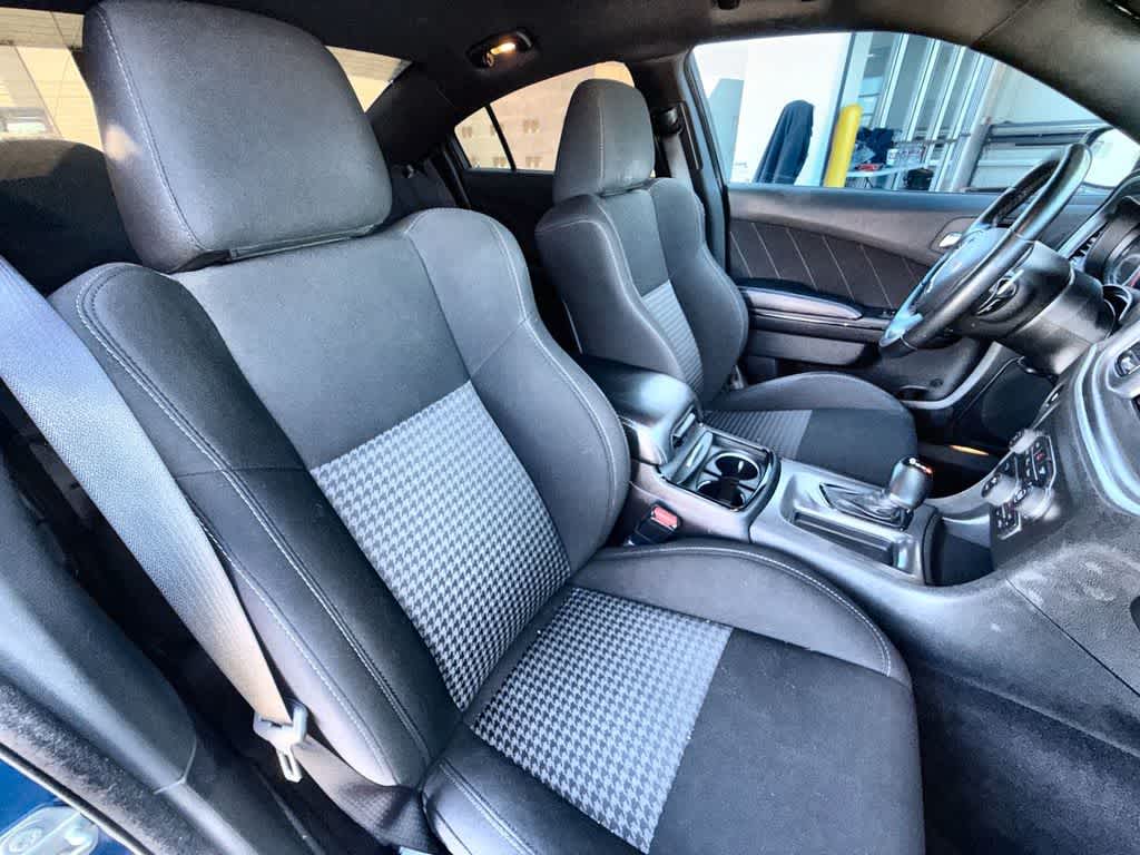 Thumbnail: 2021 Dodge Charger - 14