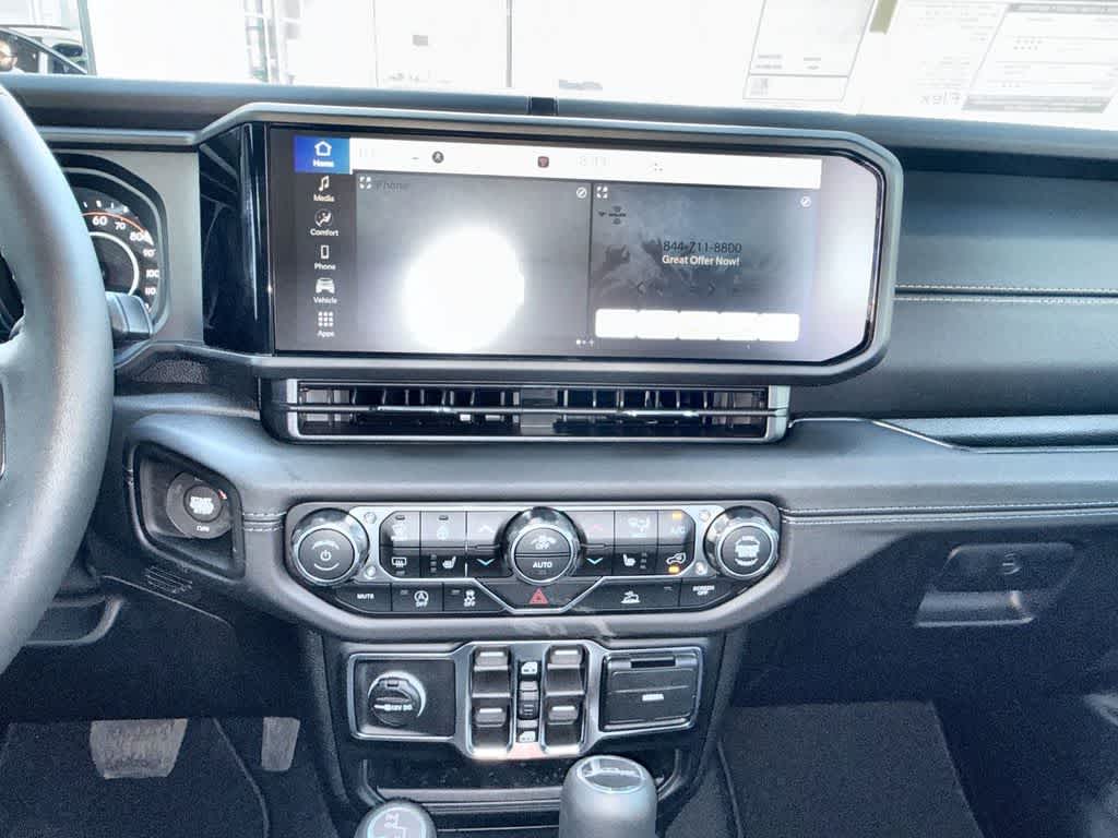 Thumbnail: 2026 Jeep Gladiator - 16