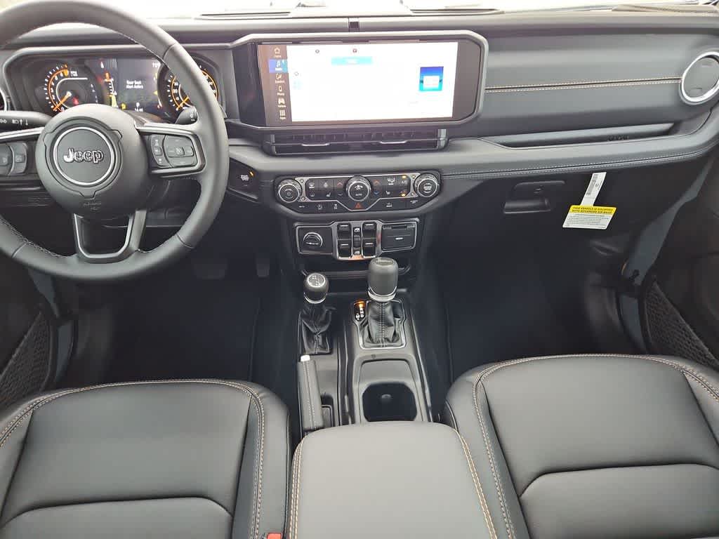 Thumbnail: 2026 Jeep Gladiator - 16