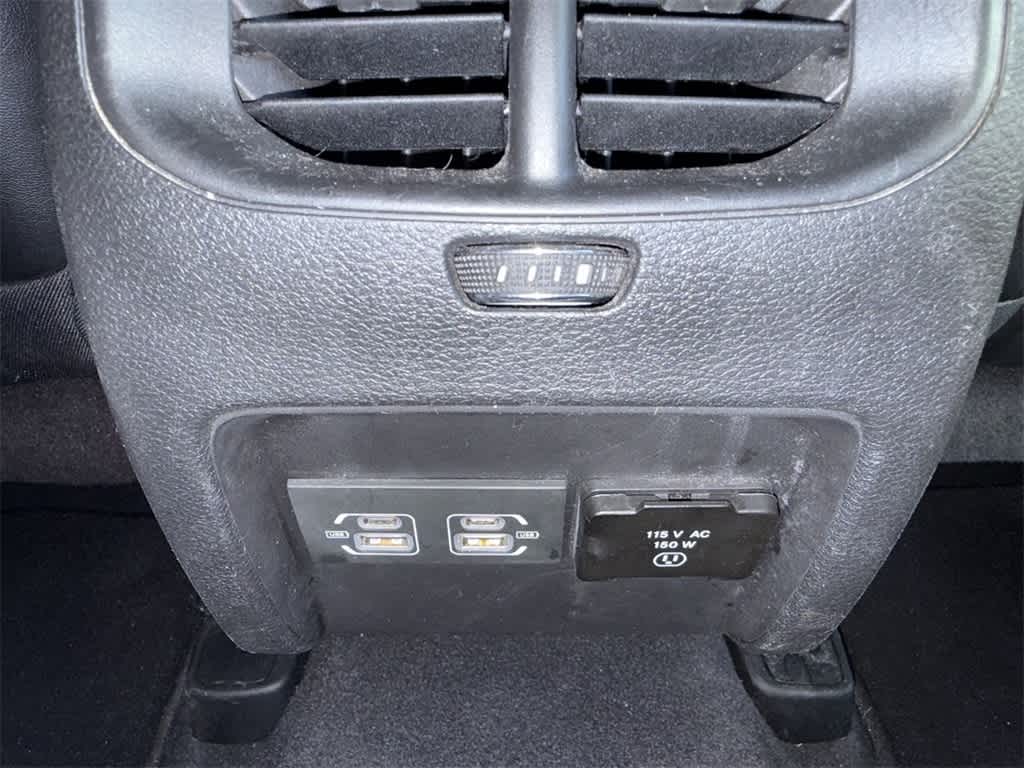 Thumbnail: 2023 Jeep Cherokee - 20