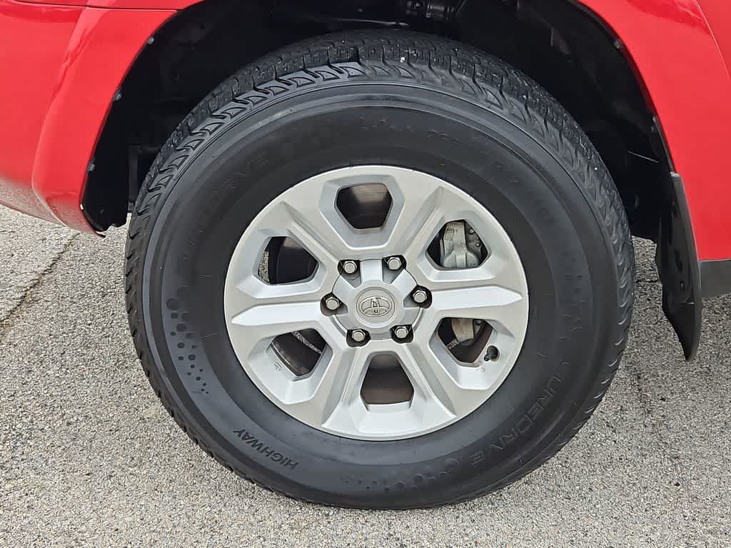 Thumbnail: 2024 Toyota 4Runner - 14