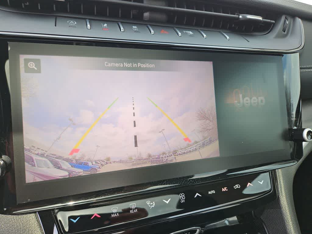 Thumbnail: 2026 Jeep Grand Cherokee - 31