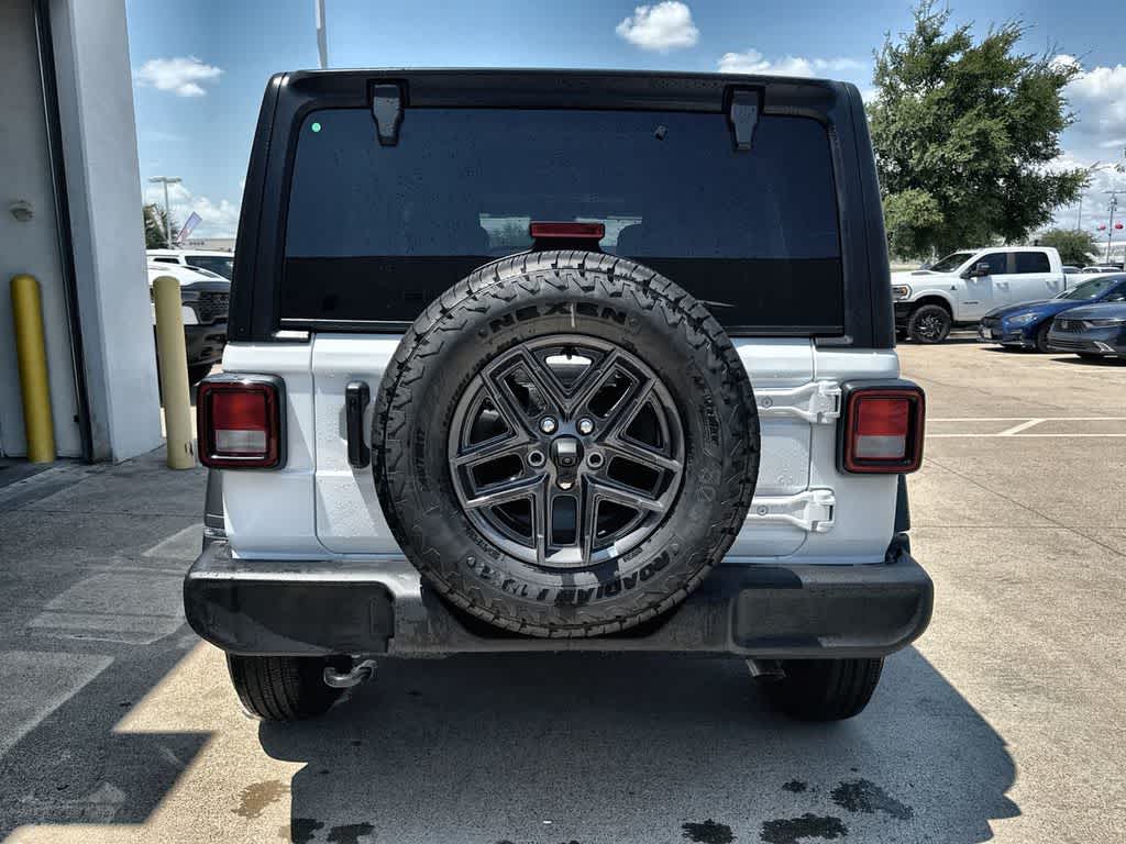 Thumbnail: 2025 Jeep Wrangler - 5