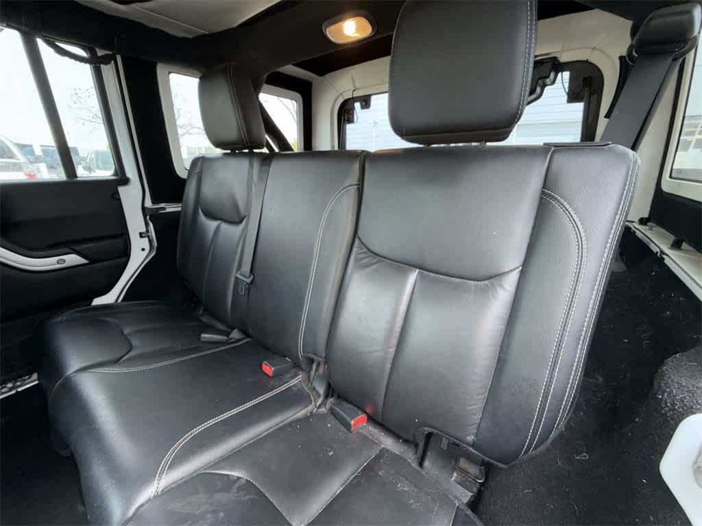 Thumbnail: 2018 Jeep Wrangler - 13