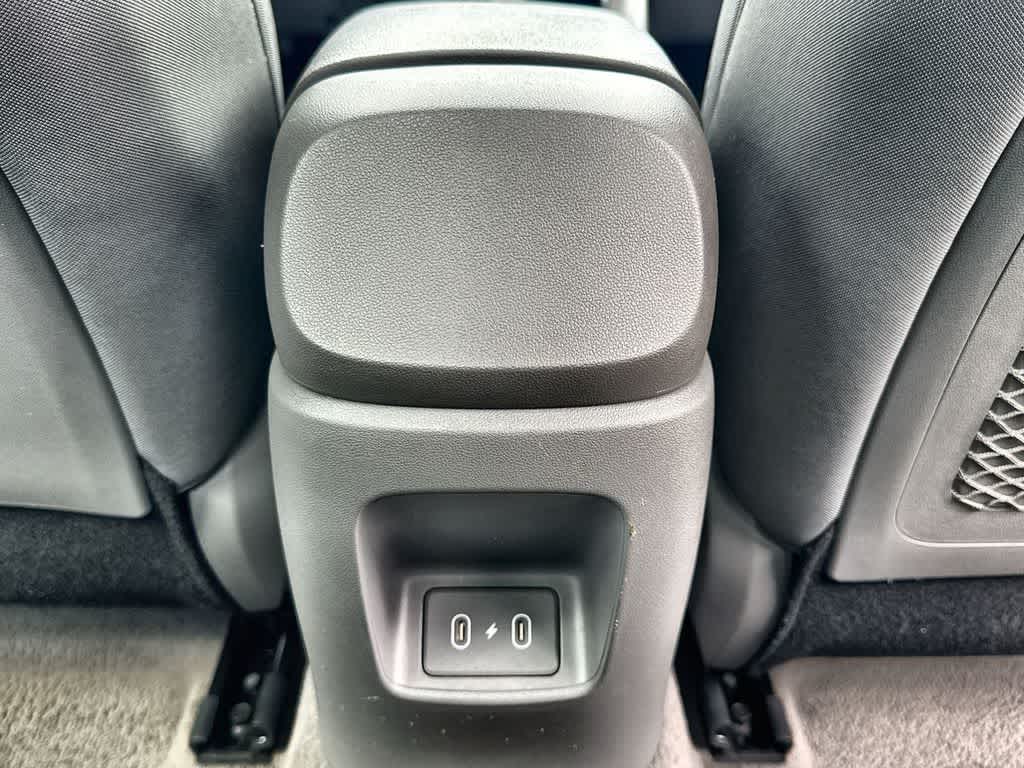 Thumbnail: 2025 Hyundai Elantra - 21