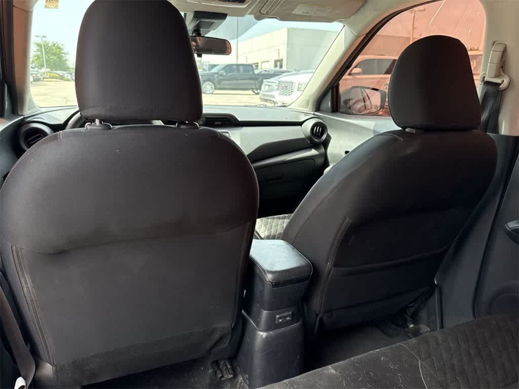 Thumbnail: 2021 Nissan Kicks - 11