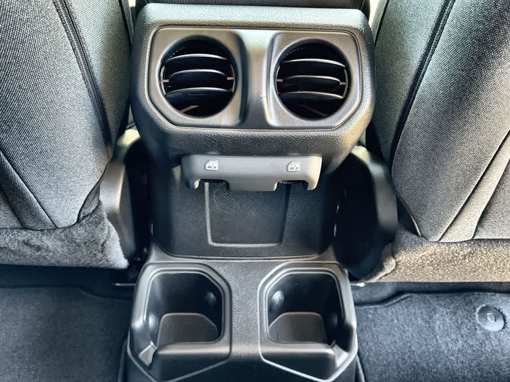 Thumbnail: 2025 Jeep Wrangler - 21