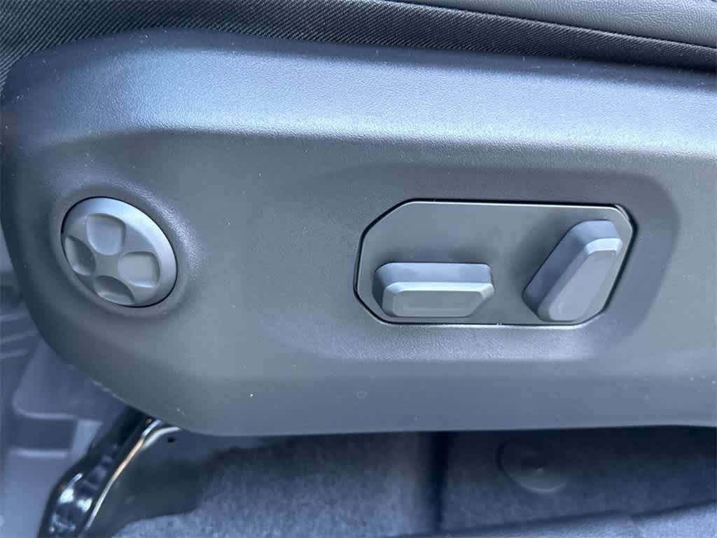 Thumbnail: 2026 Jeep Wrangler - 26