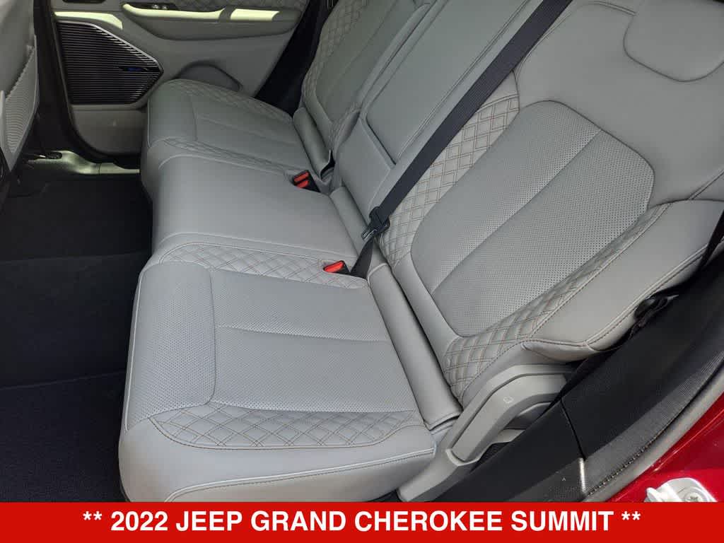 Thumbnail: 2022 Jeep Grand Cherokee - 19