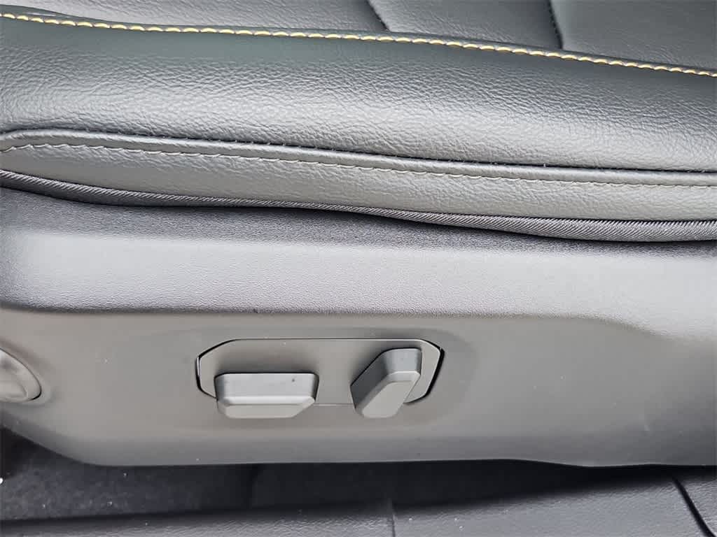 Thumbnail: 2026 Jeep Gladiator - 18