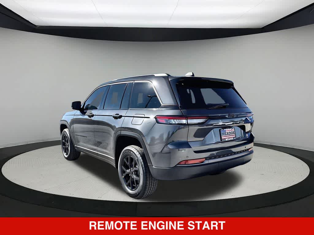 Thumbnail: 2026 Jeep Grand Cherokee - 4