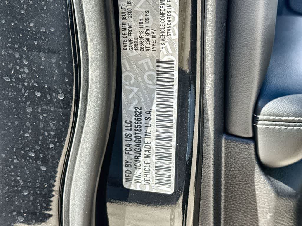 Thumbnail: 2026 Jeep Grand Cherokee - 25