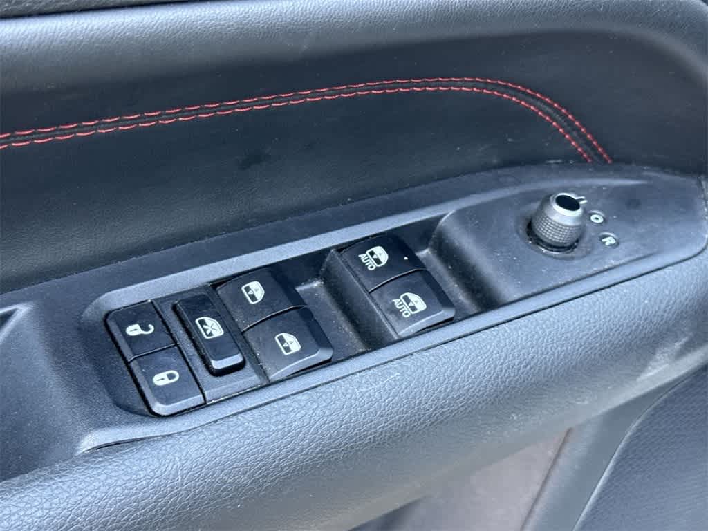 Thumbnail: 2023 Jeep Compass - 24