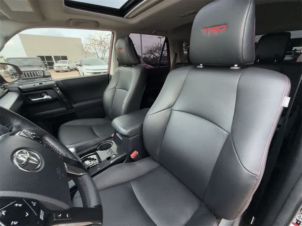 Thumbnail: 2023 Toyota 4Runner - 10