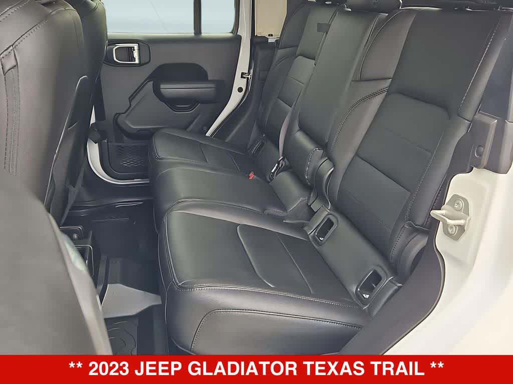 Thumbnail: 2023 Jeep Gladiator - 20