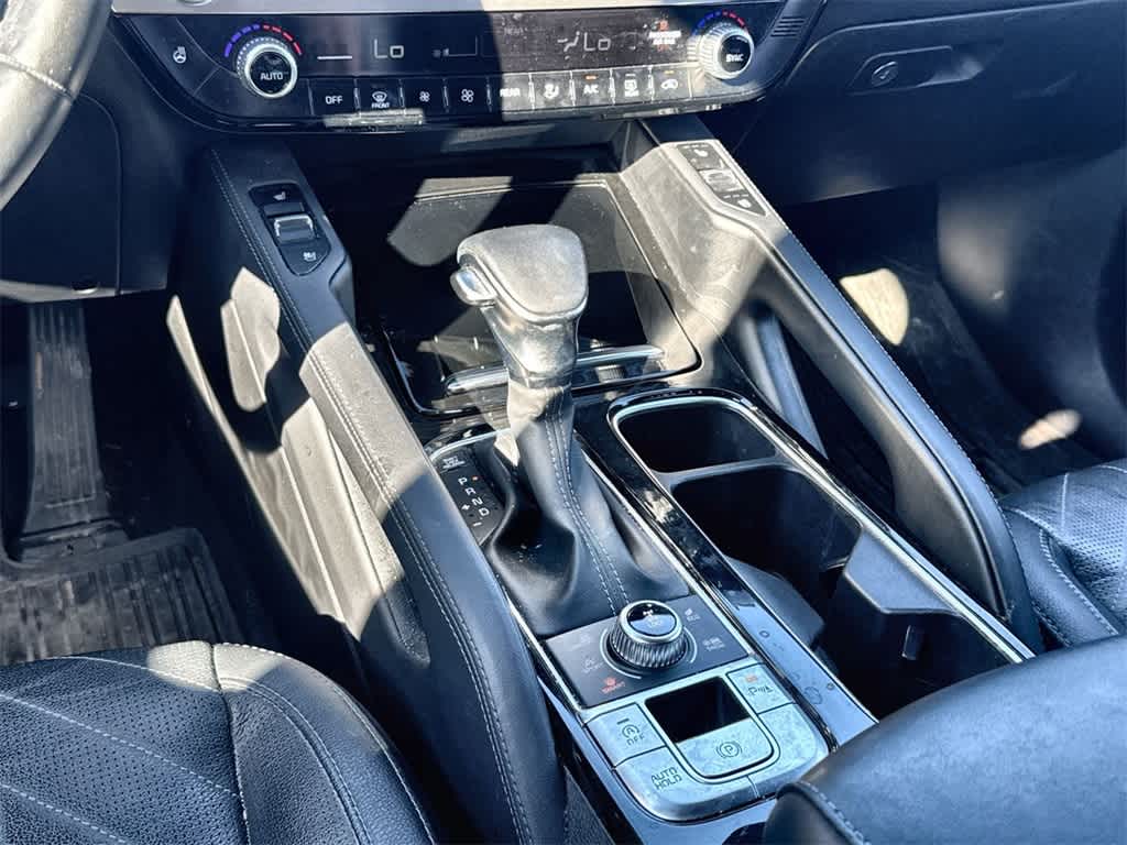 Thumbnail: 2023 Kia Telluride - 18