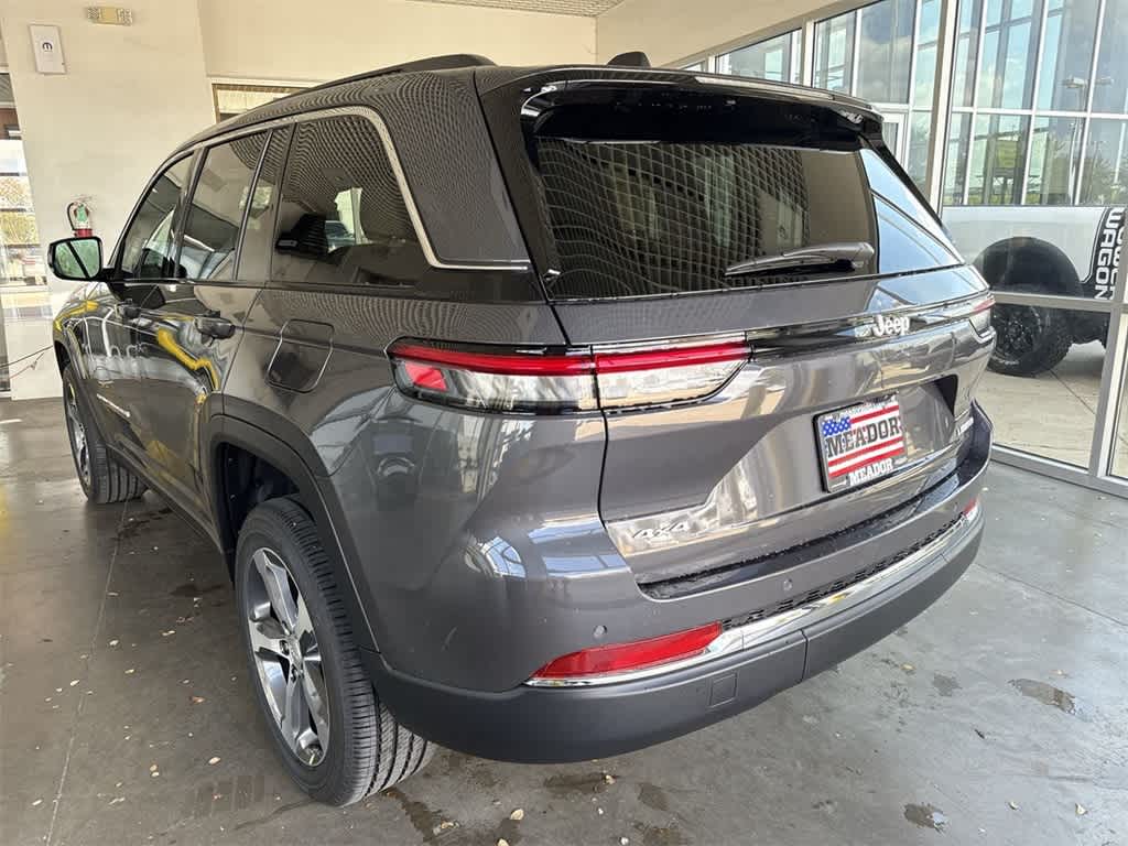 Thumbnail: 2025 Jeep Grand Cherokee - 4