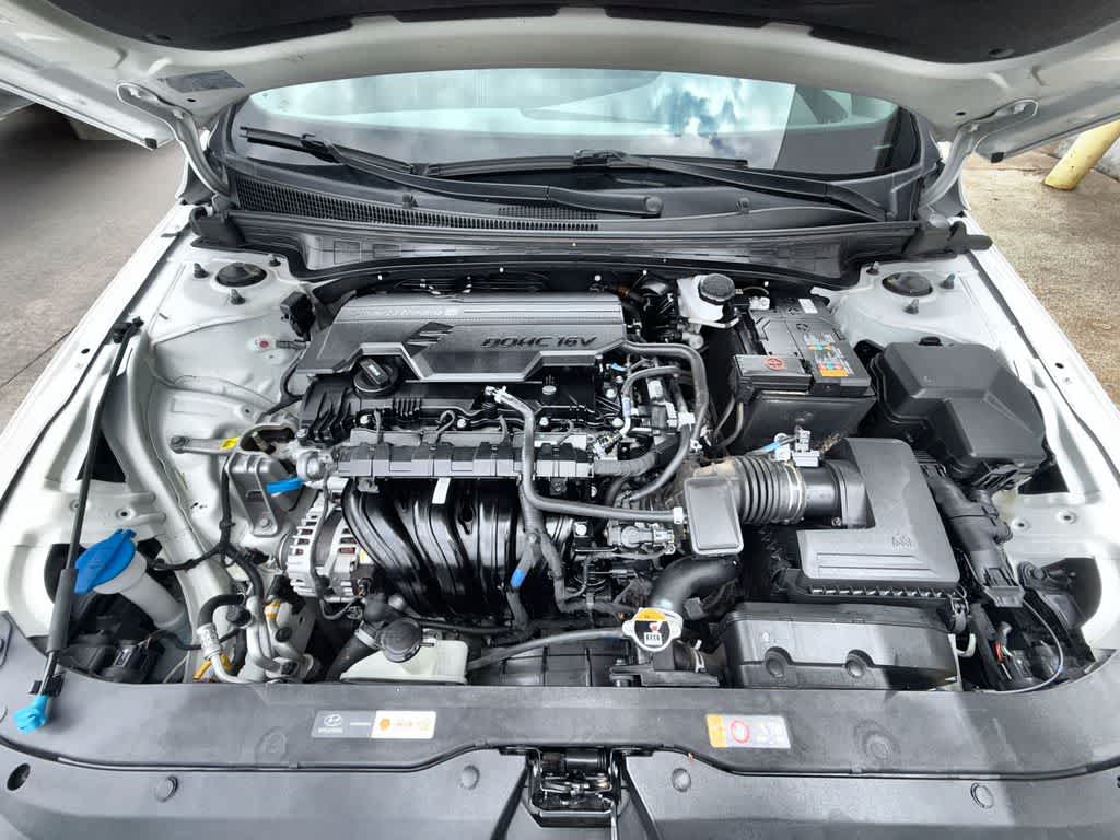 Thumbnail: 2025 Hyundai Elantra - 10