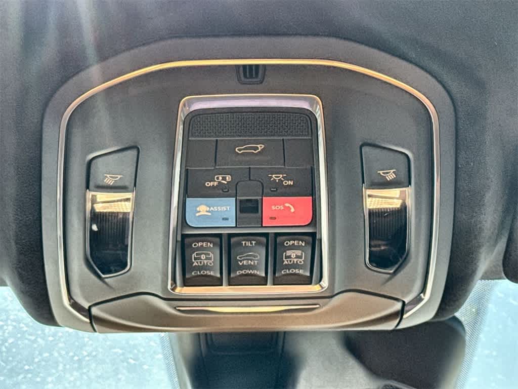 Thumbnail: 2025 Jeep Grand Cherokee - 20